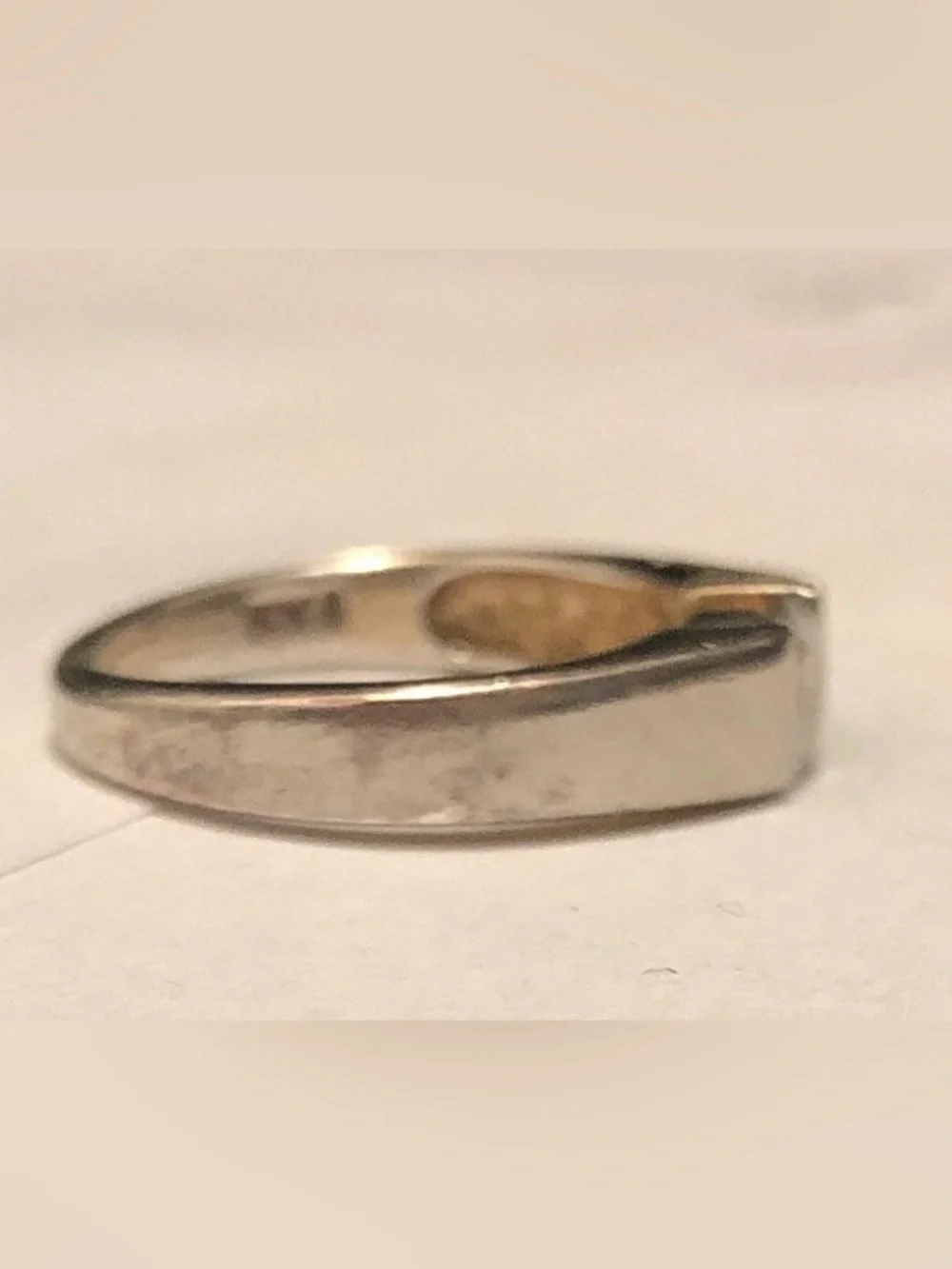 Sterling Silver Ring w/ Cubic Zirconia center